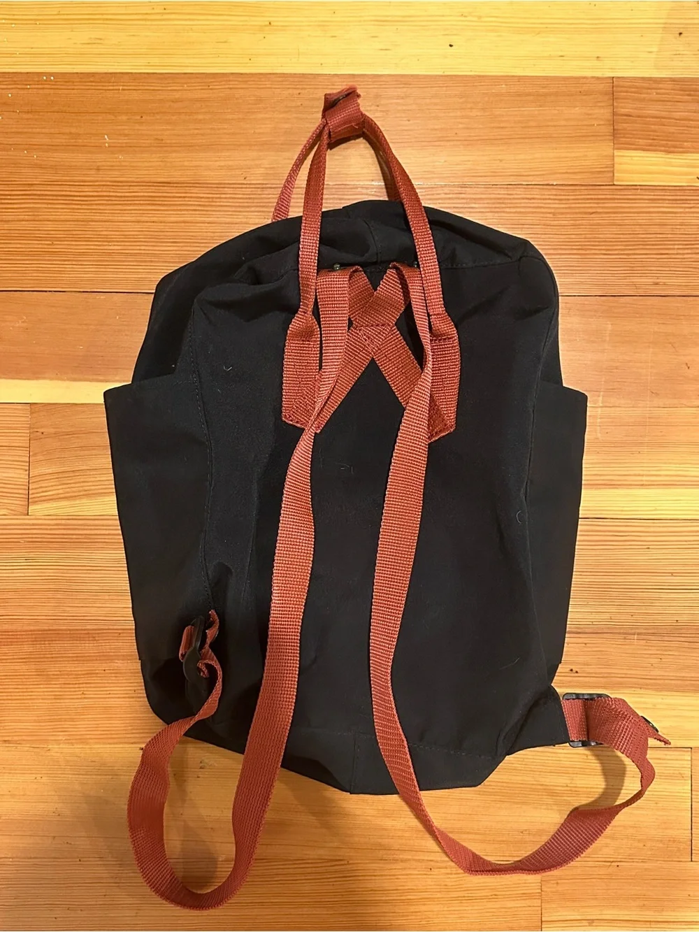Kånken Backpack - Black with Rust Red Accents